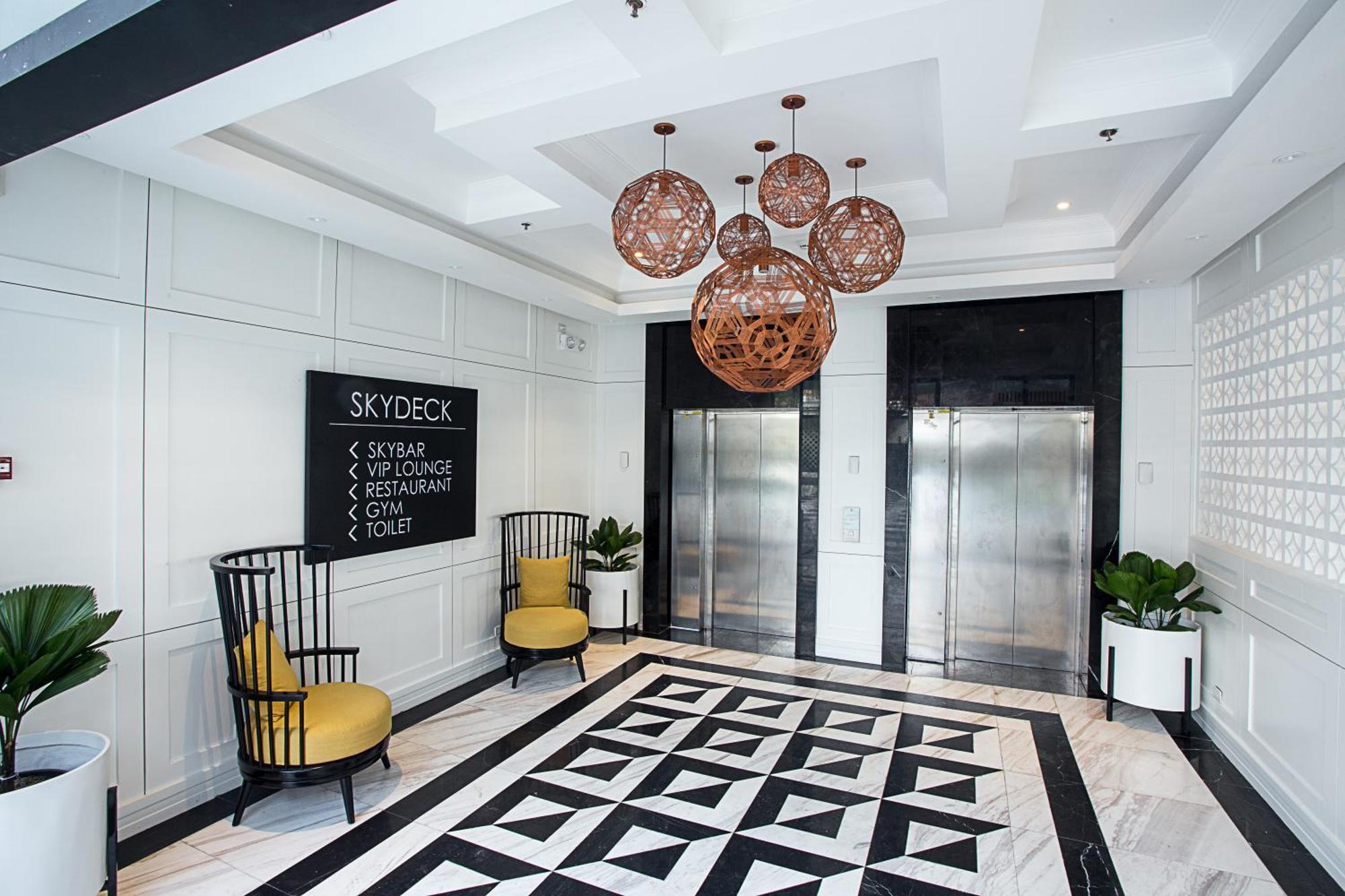 Stonehill Suites Bacolod Bagian luar foto
